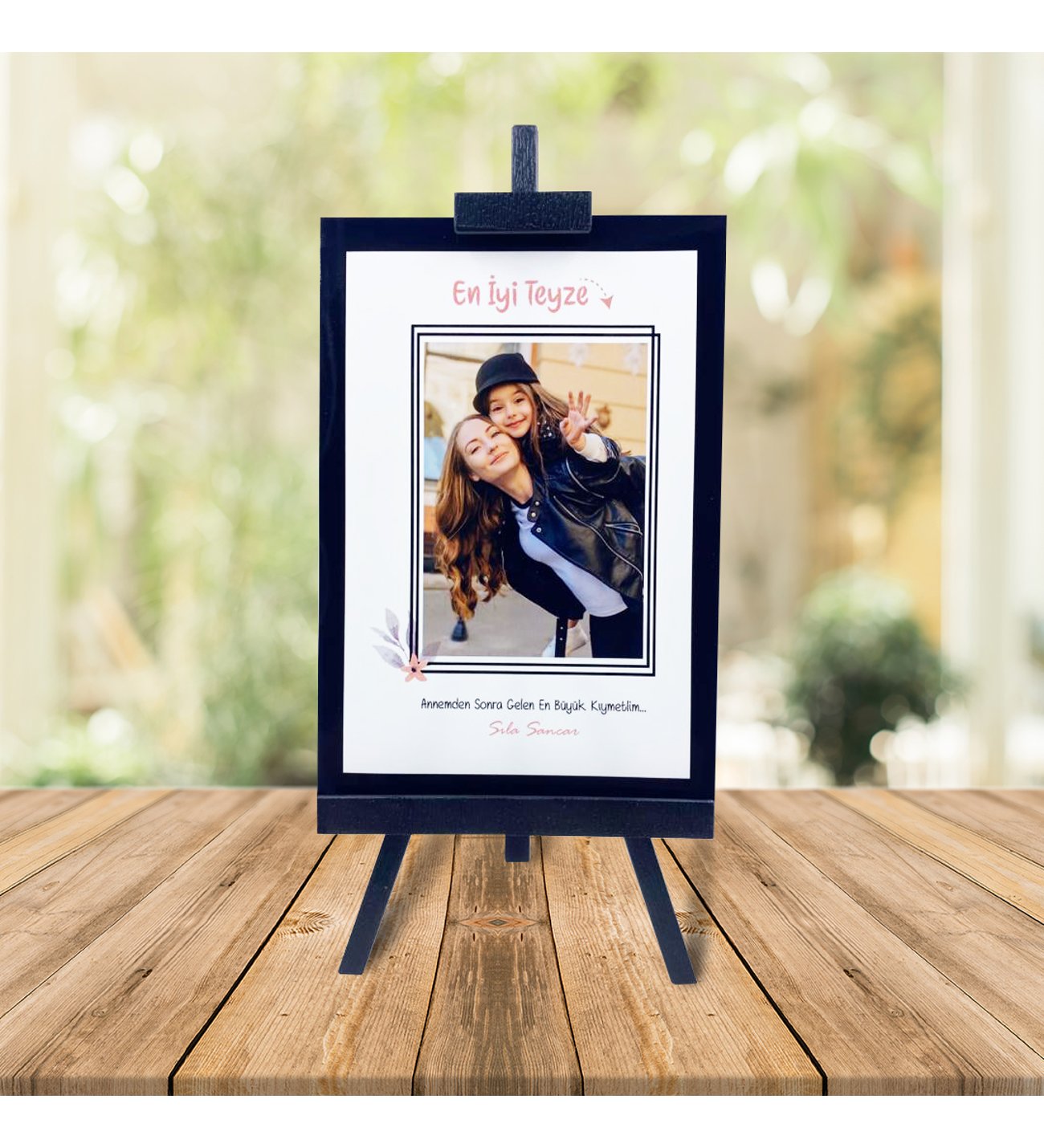 Kişiye Özel Anneler Günü Fotoğraflı En İyi Teyze Şövale & İsimli Açılır Melek Kanadı  Kolye ve Tişörtlü Peluş Ayıcık