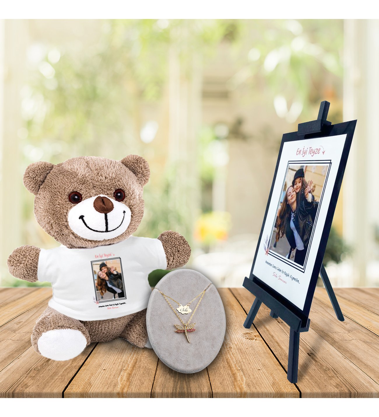 Kişiye Özel Anneler Günü Fotoğraflı En İyi Teyze Şövale & İsimli Ruby Yusufçuk Kolye ve Tişörtlü Peluş Ayıcık Kişiye Özel Anneler Günü Fotoğraflı En İyi Teyze Şövale & İsimli Ruby Yusufçuk Kolye ve Tişörtlü Peluş Ayıcık