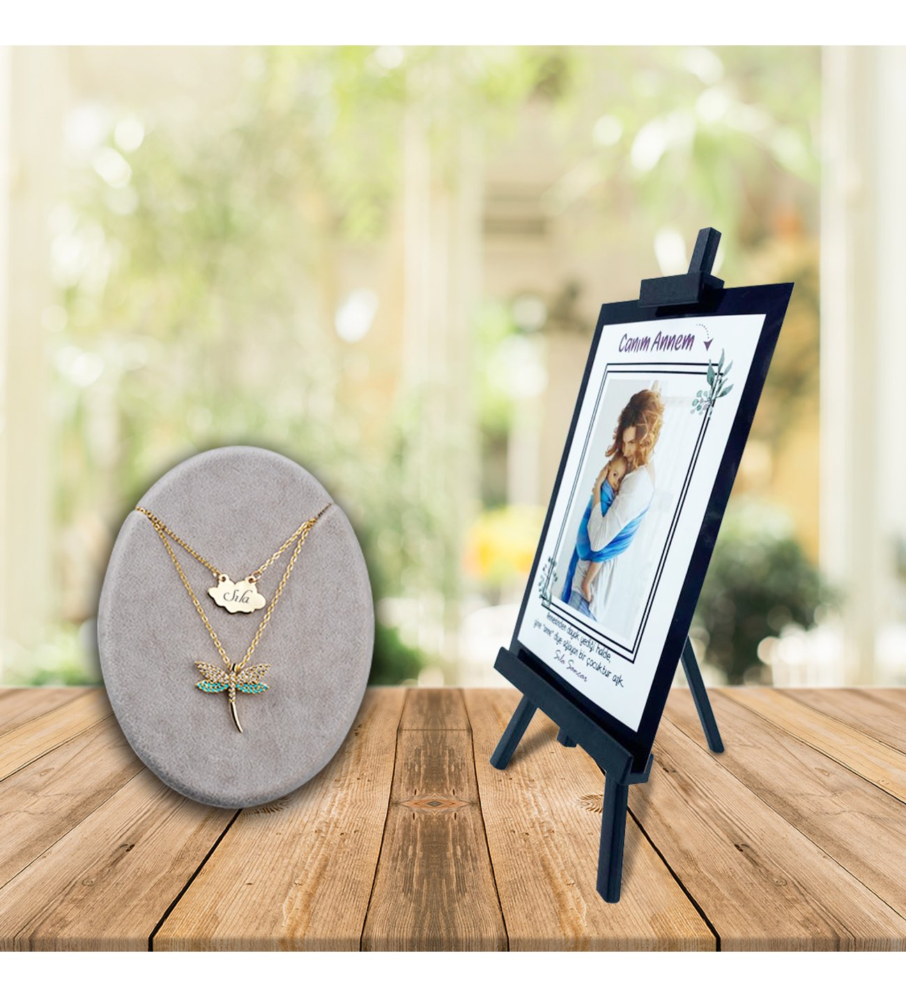 Kişiye Özel Anneler Günü Fotoğraflı Şövale ve İsimli Firuze Yusufcuk Kolye