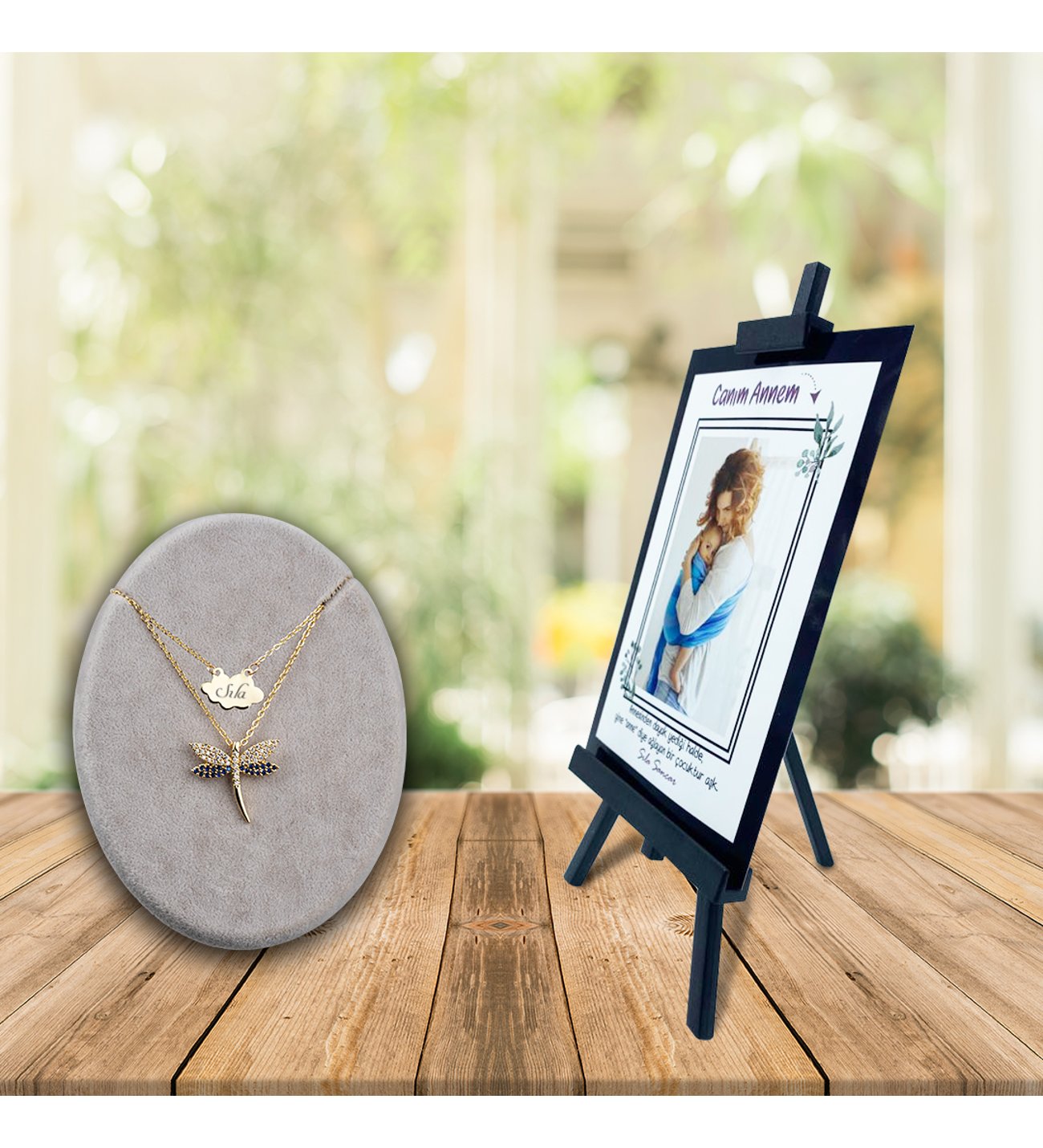 Kişiye Özel Anneler Günü Fotoğraflı Şövale ve İsimli Safir Yusufcuk  Kolye