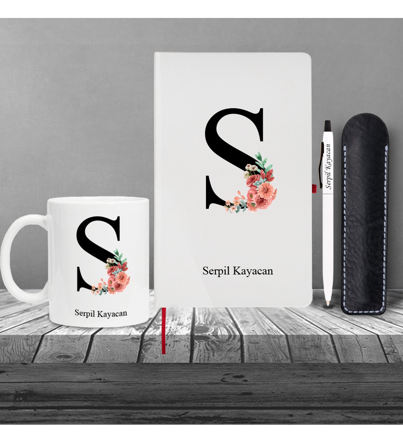 Kişiye Özel Anneler Günü Uv Baskılı Harfli Beyaz Defter ( Kırmızı Kenar ) & Beyaz Tükenmez Kalem ve Kupa