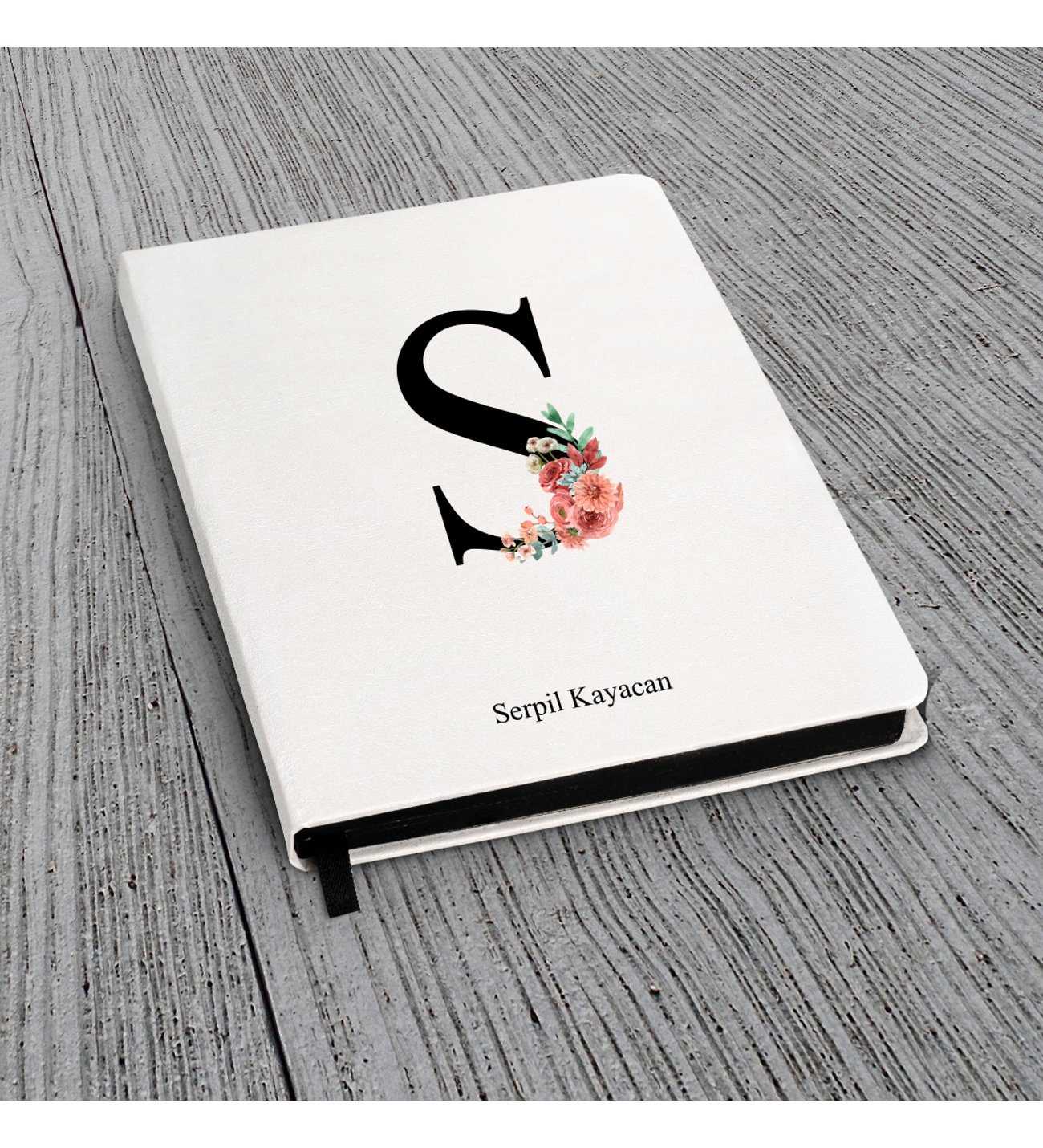 Kişiye Özel Anneler Günü Uv Baskılı Harfli Beyaz Defter ( Siyah Kenar ) & Beyaz Tükenmez Kalem ve Kupa Kişiye Özel Anneler Günü Uv Baskılı Harfli Beyaz Defter ( Siyah Kenar ) & Beyaz Tükenmez Kalem ve Kupa