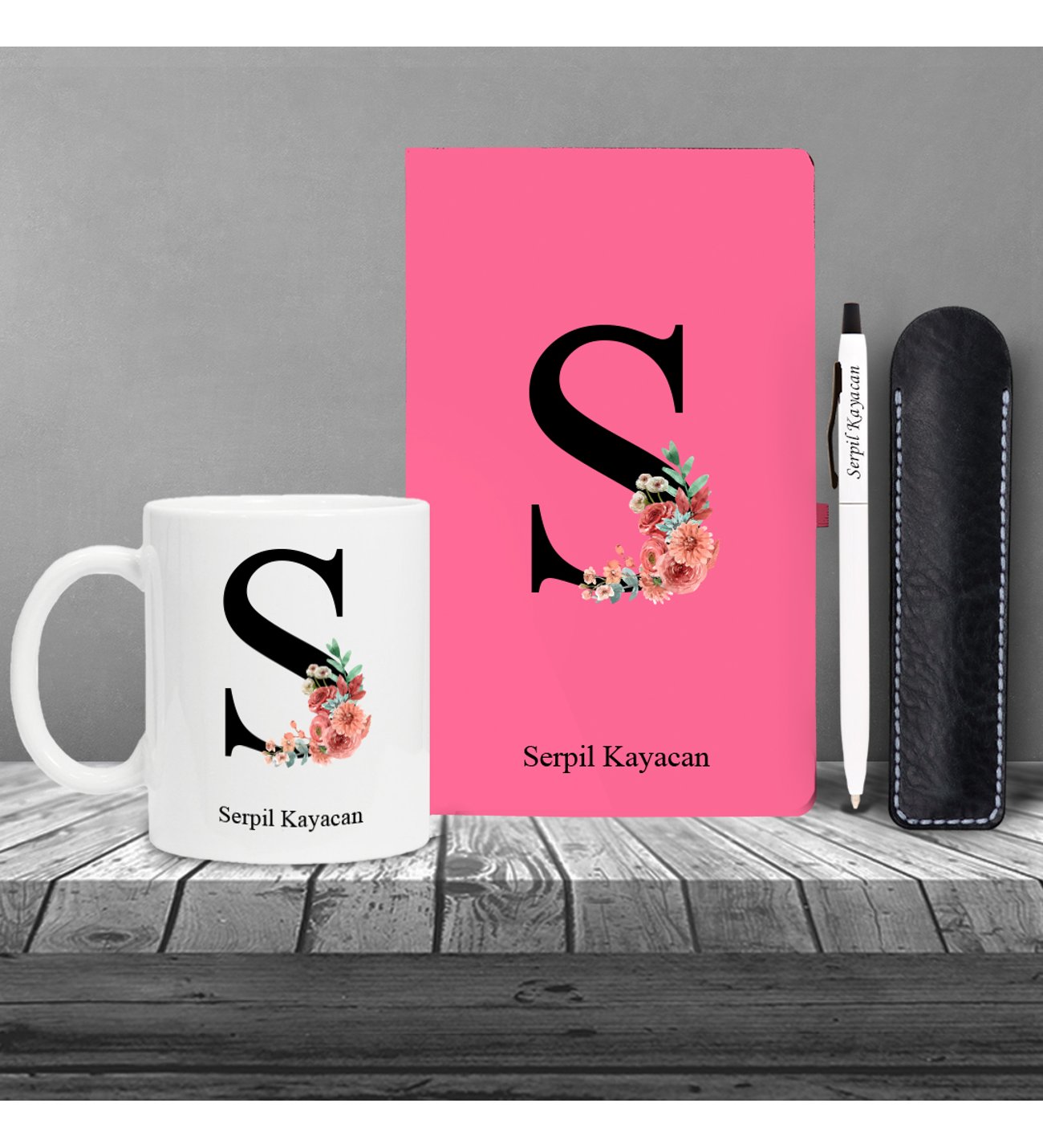 Kişiye Özel Anneler Günü Uv Baskılı Harfli Pembe Defter & Beyaz Tükenmez Kalem ve Kupa