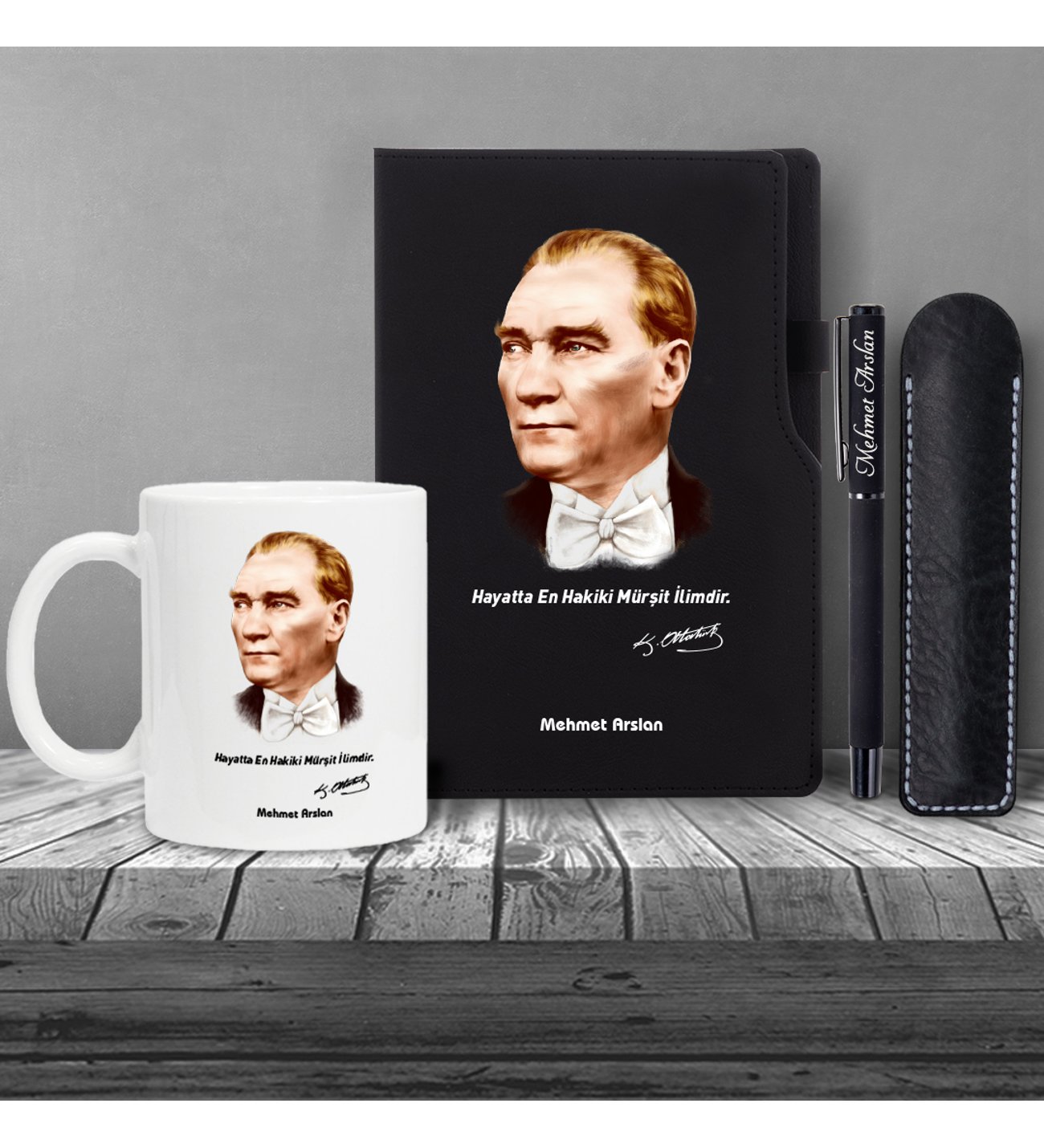 Kişiye Özel Atatürk Silüet UV Baskılı Siyah Defter & Siyah Roller Kalem ve Kupa Seti Kişiye Özel Atatürk Silüet UV Baskılı Siyah Defter & Siyah Roller Kalem ve Kupa Seti