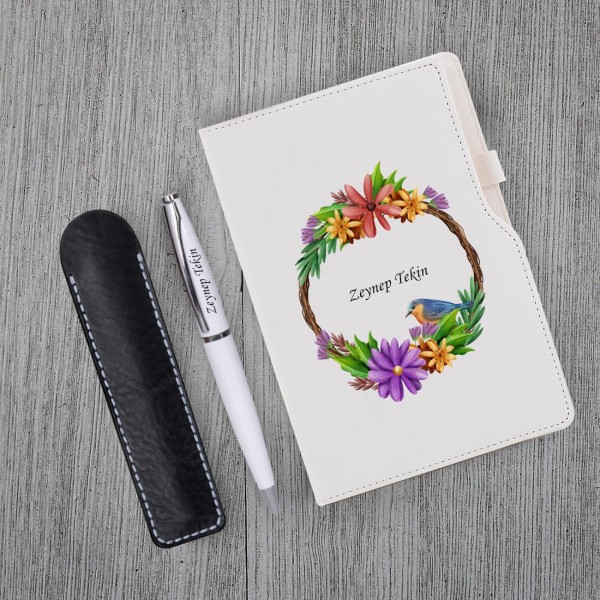 Kişiye Özel Çiçek Desenli UV Baskı Beyaz Defter Metal Tükenmez Kalem Kupa Seti Kişiye Özel Çiçek Desenli UV Baskı Beyaz Defter Metal Tükenmez Kalem Kupa Seti
