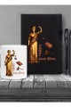 Kişiye Özel Hakim Temalı Siyah Defter , Siyah Roller Kalem ve Kupa Seti Kişiye Özel Hakim Temalı Siyah Defter , Siyah Roller Kalem ve Kupa Seti