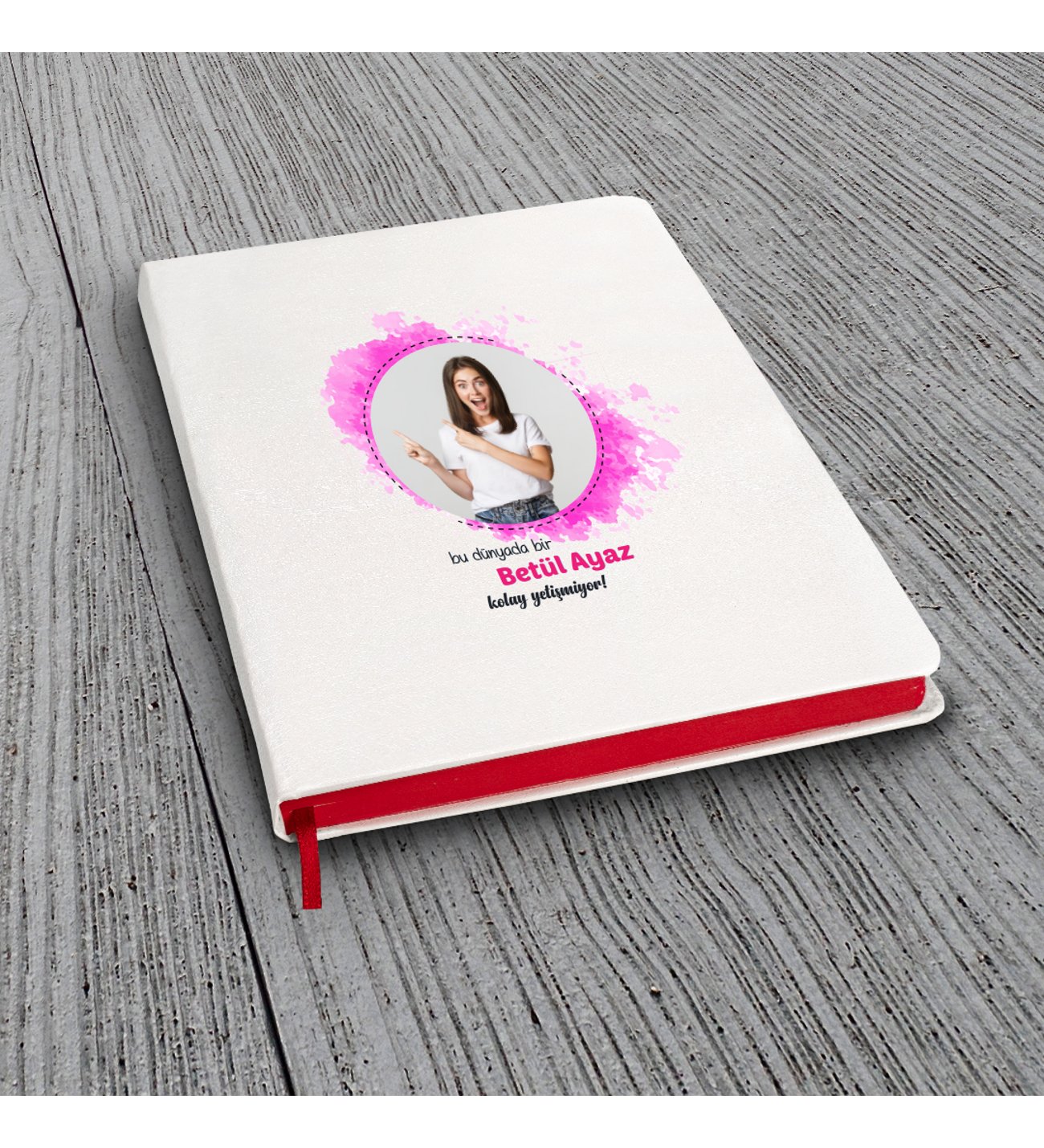 Kişiye Özel Kolay Yetişmiyor Seti Beyaz Defter & Metal Beyaz Tükenmez Kalem ve Kupa Kişiye Özel Kolay Yetişmiyor Seti Beyaz Defter & Metal Beyaz Tükenmez Kalem ve Kupa