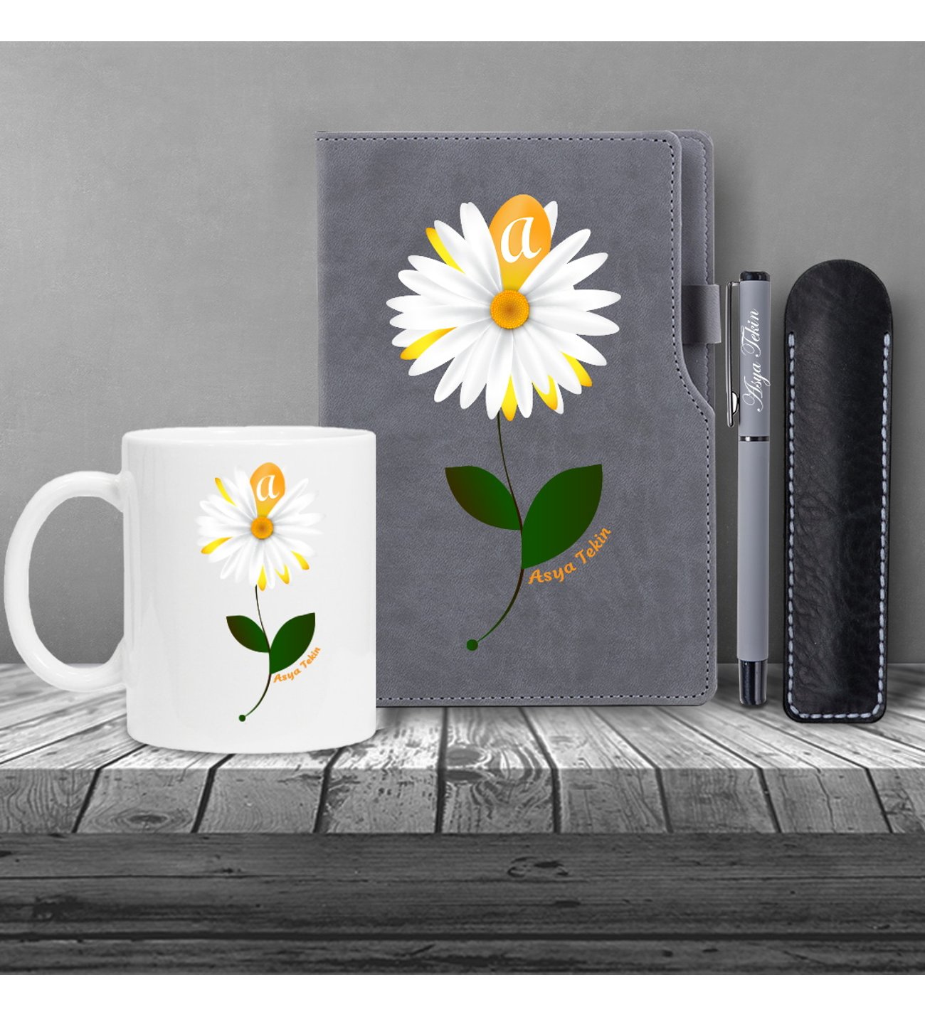 Kişiye Özel Papatya Desenli Uv Baskılı Gri Defter Roller Kalem Kupa Seti Kişiye Özel Papatya Desenli Uv Baskılı Gri Defter Roller Kalem Kupa Seti