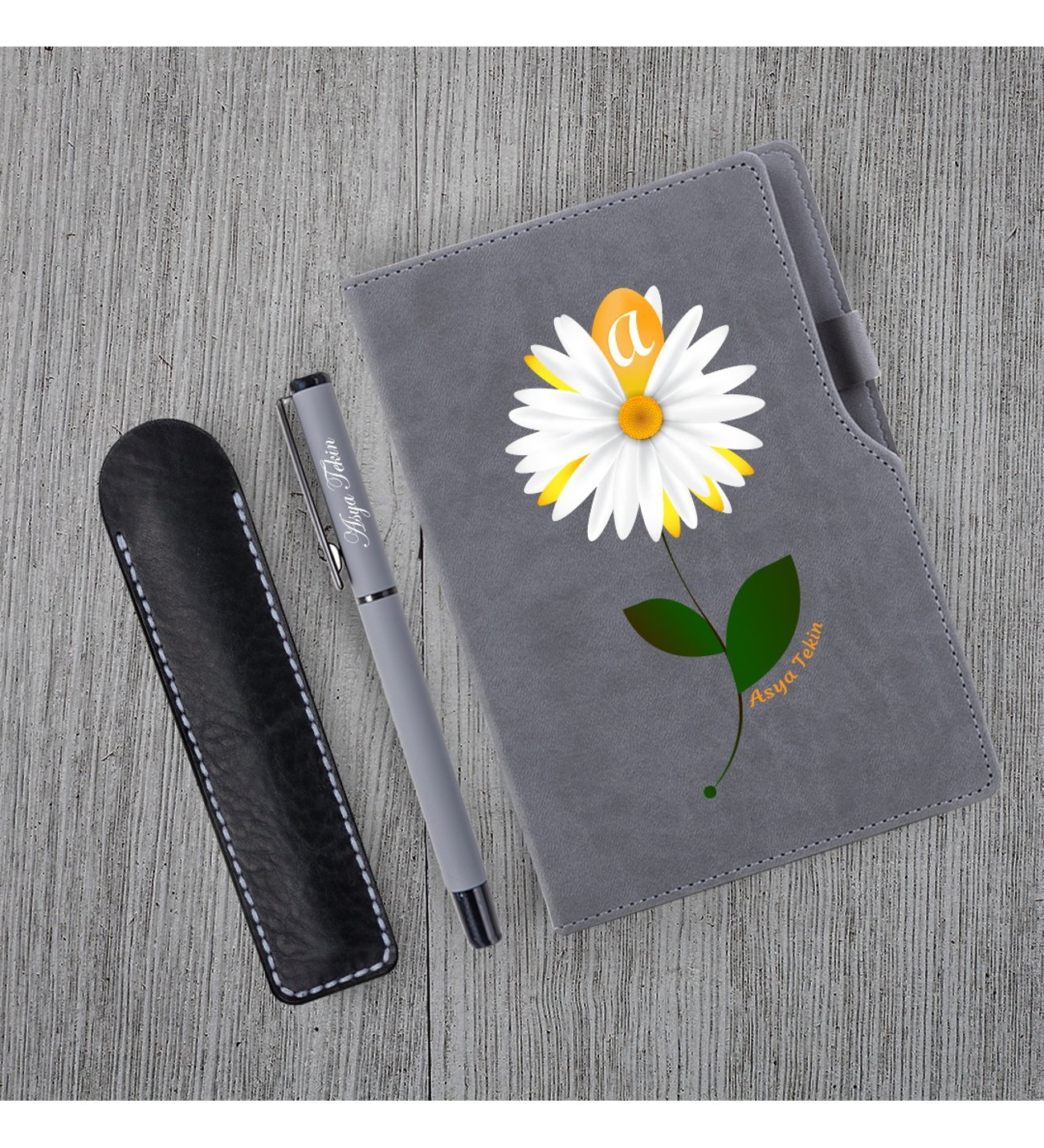 Kişiye Özel Papatya Desenli Uv Baskılı Gri Defter Roller Kalem Seti Kişiye Özel Papatya Desenli Uv Baskılı Gri Defter Roller Kalem Seti