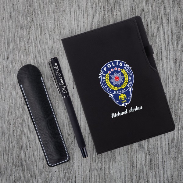 Kişiye Özel Polis Temalı UV Baskılı Siyah Defter & Siyah Roller Kalem Kişiye Özel Polis Temalı UV Baskılı Siyah Defter & Siyah Roller Kalem