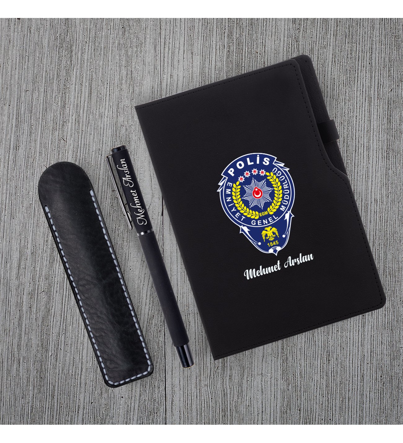 Kişiye Özel Polis Temalı UV Baskılı Siyah Defter & Siyah Roller Kalem ve Kupa Seti Kişiye Özel Polis Temalı UV Baskılı Siyah Defter & Siyah Roller Kalem ve Kupa Seti