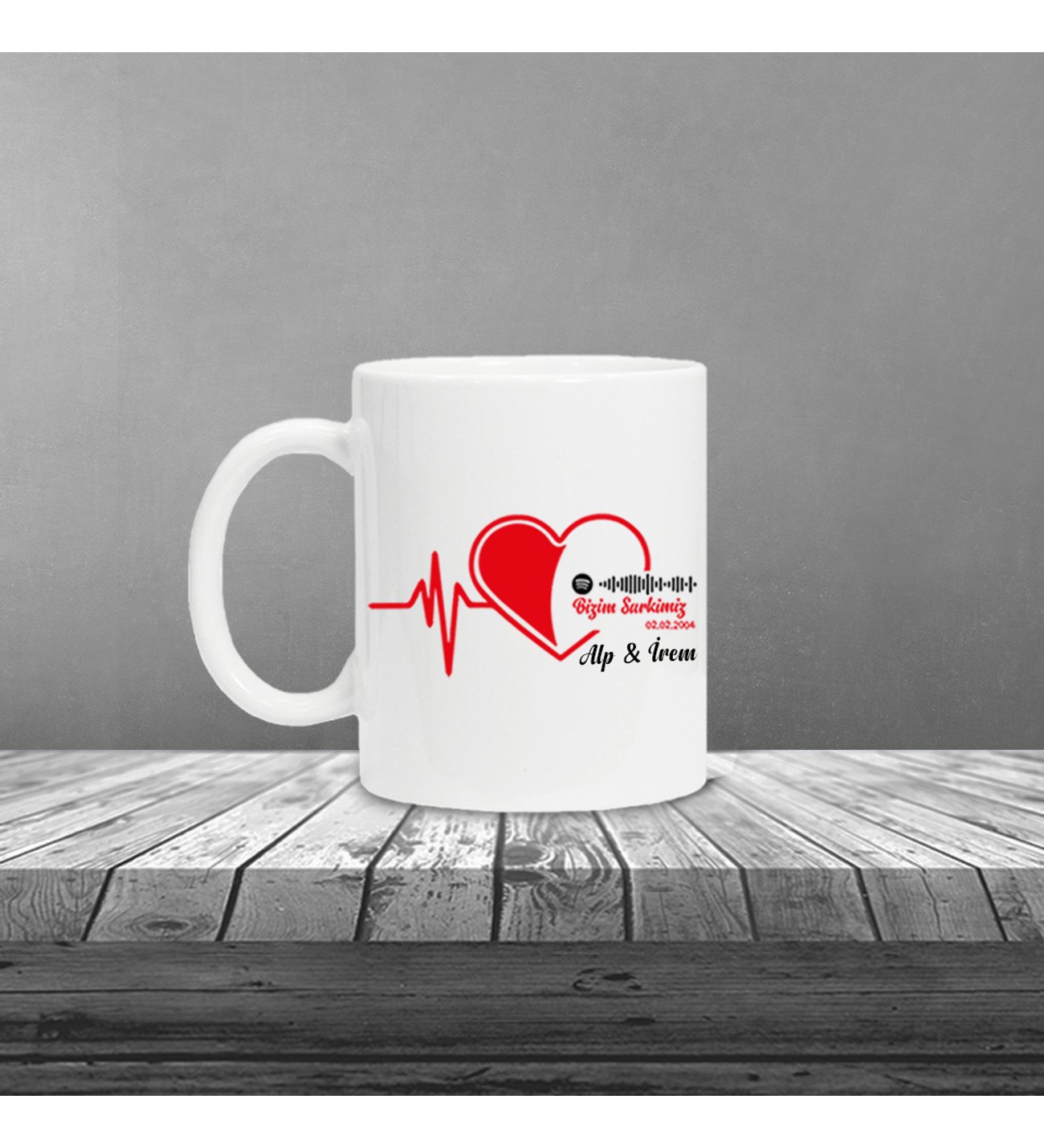 Kişiye Özel  Spotify Kodlu Bizim Şarkımız Baskılı Kalpli Kupa