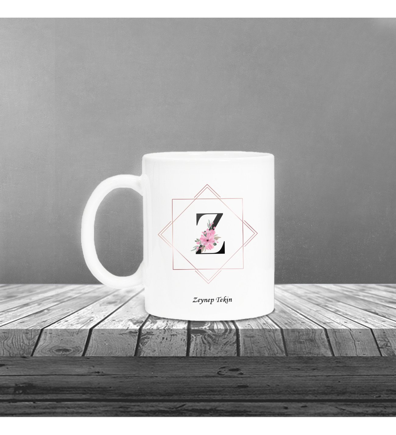 Kişiye Özel UV Baskılı Harfli Beyaz Defter Kalem Kupa Seti Kişiye Özel UV Baskılı Harfli Beyaz Defter Kalem Kupa Seti