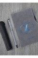 Kişiye Özel UV Baskılı Harfli Gri Defter & Gri Roller Kalem ve Kupa Seti Kişiye Özel UV Baskılı Harfli Gri Defter & Gri Roller Kalem ve Kupa Seti