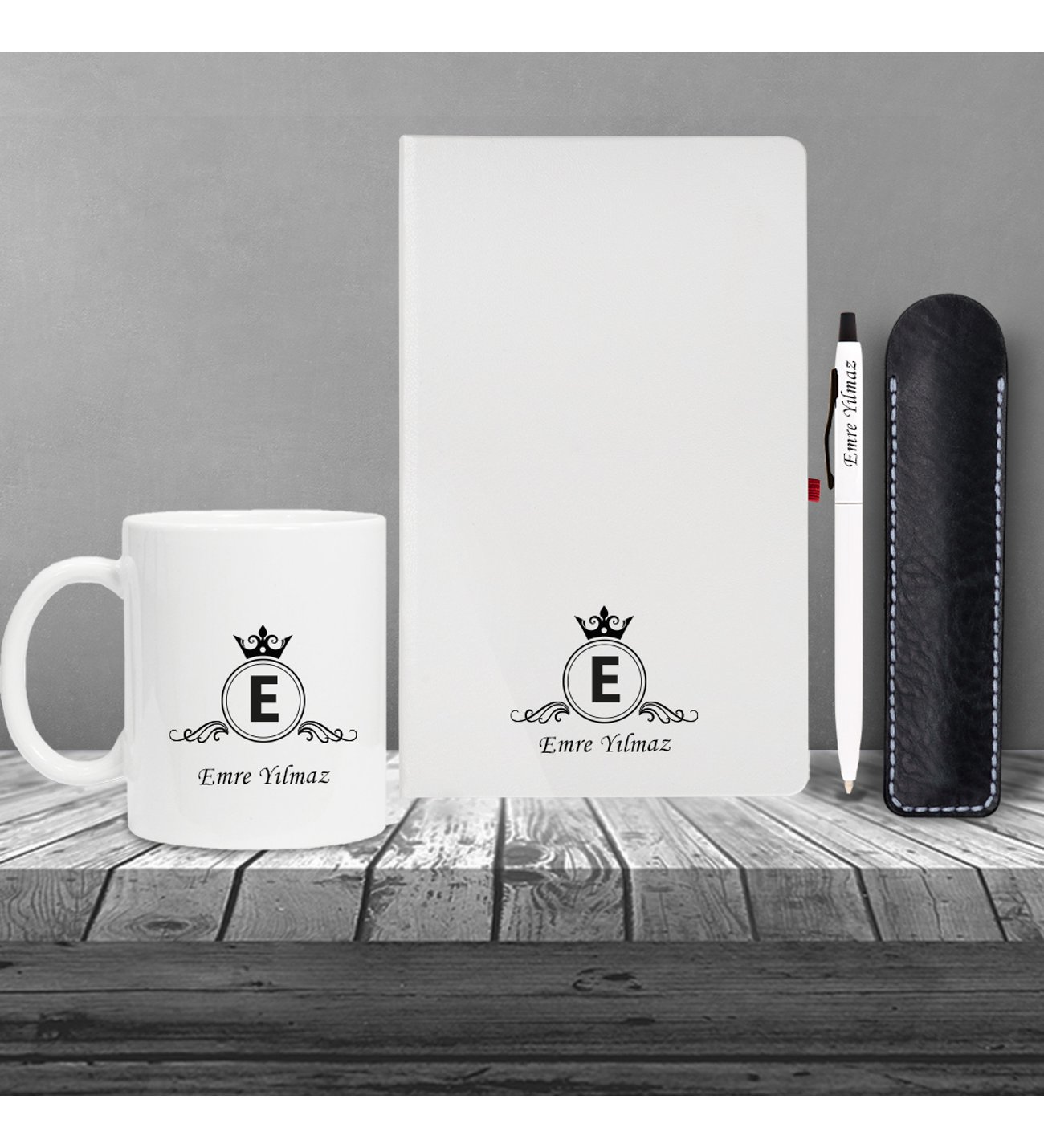 Kişiye Özel UV Baskılı Klasik Model Beyaz Defter ve Beyaz Tükenmez Kalem ve Kupa Seti Kişiye Özel UV Baskılı Klasik Model Beyaz Defter ve Beyaz Tükenmez Kalem ve Kupa Seti