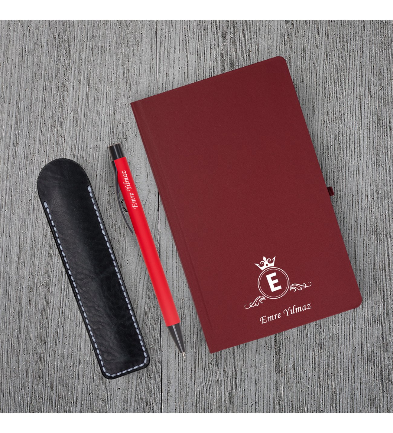 Kişiye Özel UV Baskılı Klasik Model Bordo Defter ve Kırmızı Tükenmez Kalem ve Kupa Seti Kişiye Özel UV Baskılı Klasik Model Bordo Defter ve Kırmızı Tükenmez Kalem ve Kupa Seti